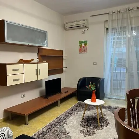 Tutus Apartment
